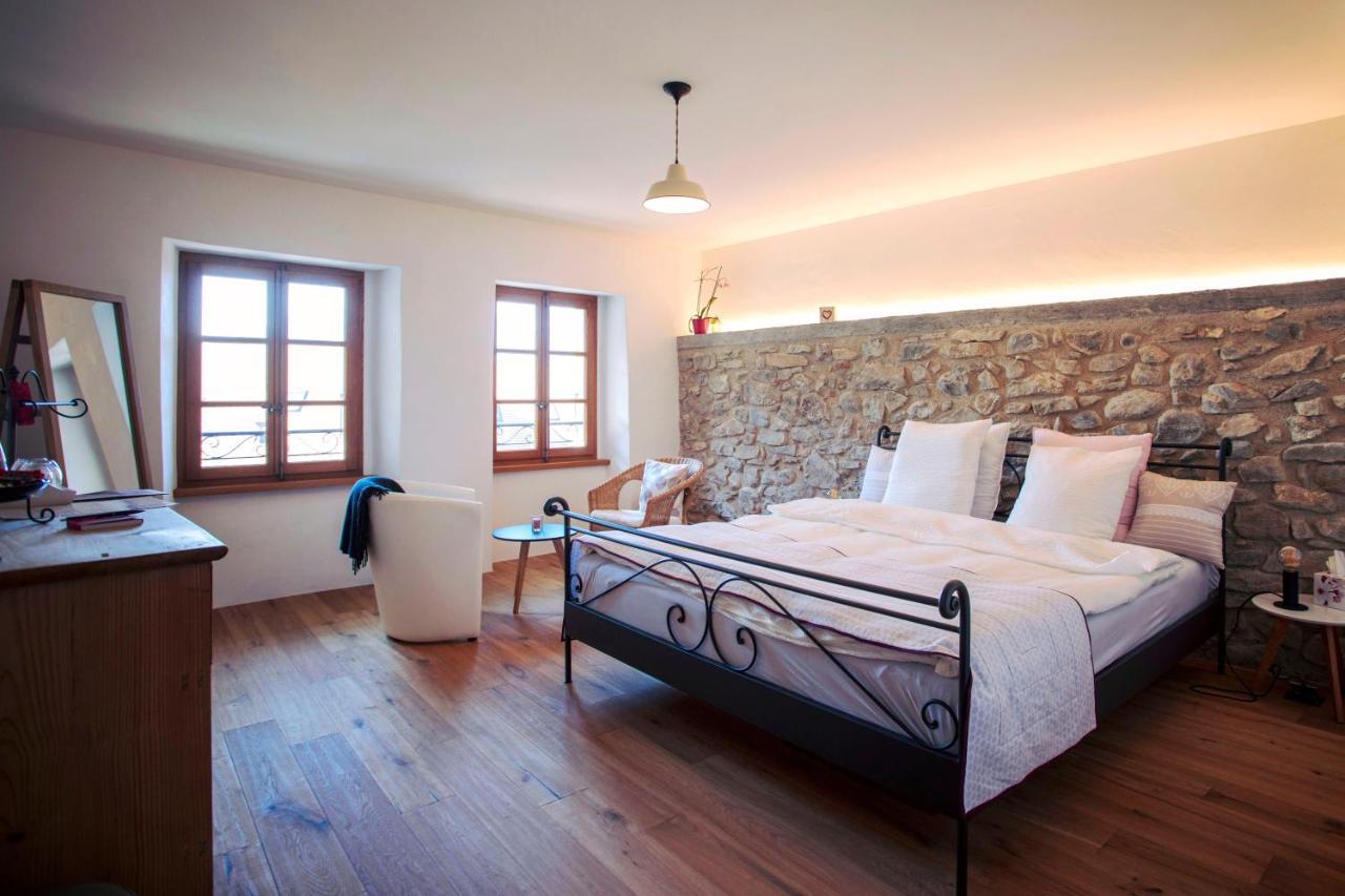 Bed and Breakfast Aux Trois Soleils Chexbres Exterior foto